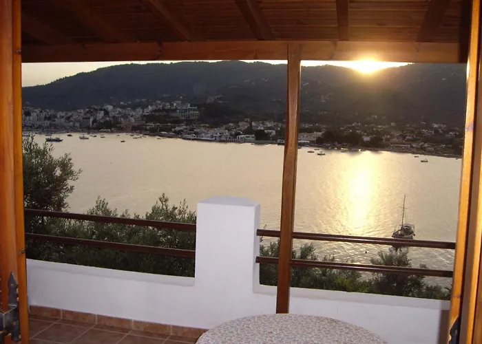 Apartment Ourania Sea Breath