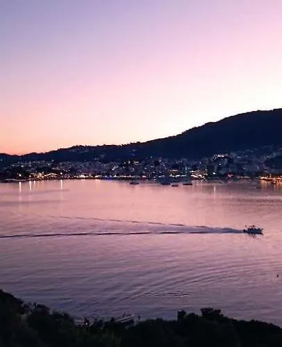 Ourania Sea Breath Apartment