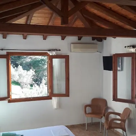 Ourania Sea Breath Apartment Punta