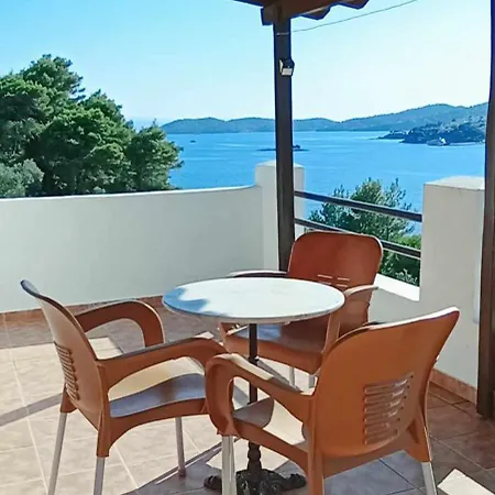 Ourania Sea Breath Apartment
